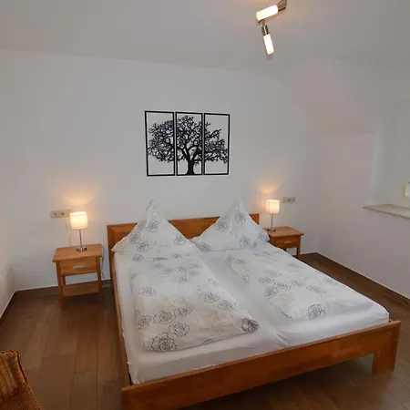 Lampertstal In Alendorf, Toskana Der Eifel *