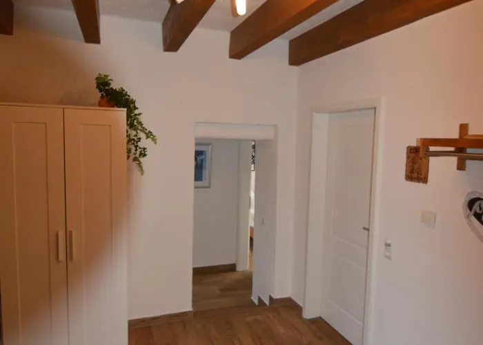 Lampertstal In Alendorf, Toskana Der Eifel *