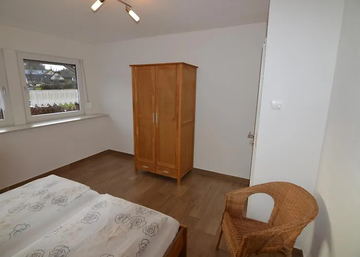 Lampertstal In Alendorf, Toskana Der Eifel